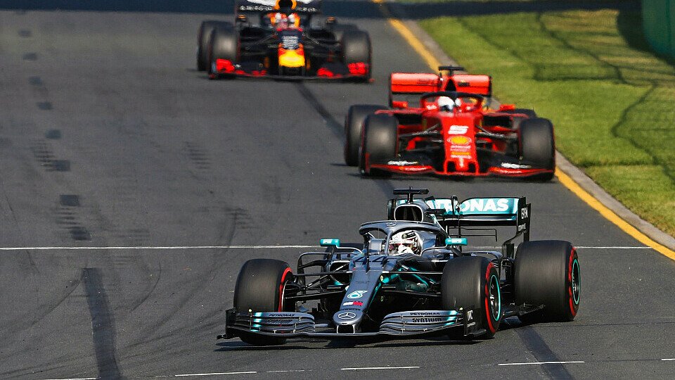 Hielt Hamilton Vettel in Australien absichtlich auf?, Foto: LAT