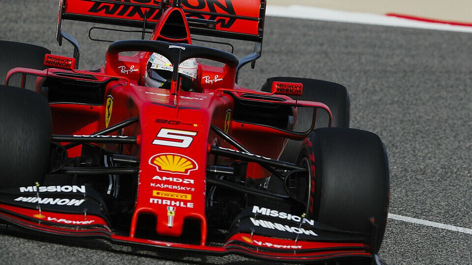 Sebastian Vettel musste sich nach nur einem Q3-Versuch Teamkollege Leclerc beugen, Foto: LAT Images