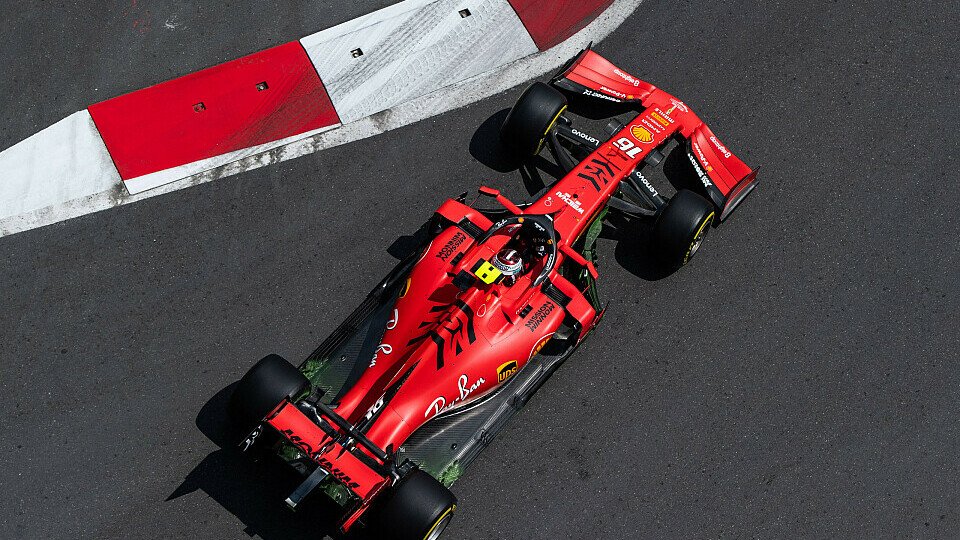 Charles Leclerc holte im zweiten Training der Formel 1 in Baku vor Ferrari-Teamkollege Sebastian Vettel die Bestzeit, Foto: LAT Images
