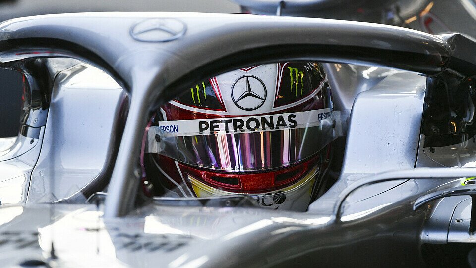 Lewis Hamilton sieht Ferrari vor dem Formel-1-Qualifying in Baku klar vor Mercedes, Foto: LAT Images