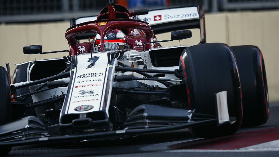 Kimi Räikkönen wurde im Qualifying in Baku Verkehr zum Verhängnis, Foto: LAT Images