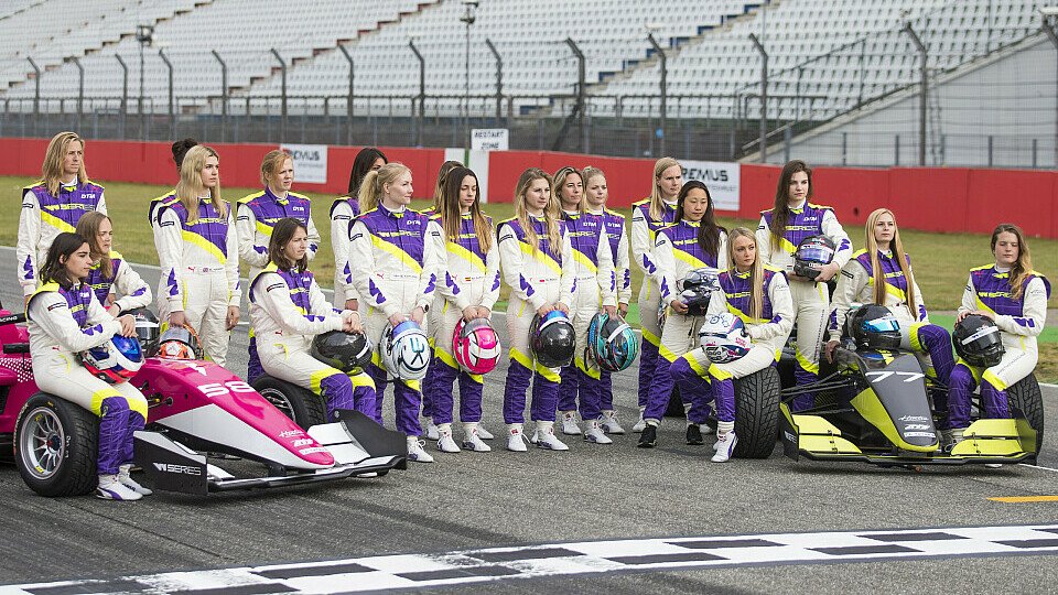 Die Frauen-Formelserie W Series gab im Jahr 2019 ihr Renndebüt, Foto: LAT Images