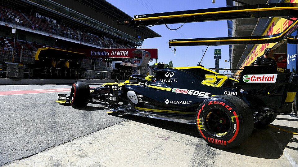 Renault fuhr am Trainingsfreitag der Formel 1 in Spanien hinterher, Foto: LAT Images
