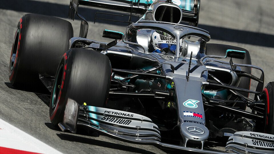 Mercedes-Pilot Valtteri Bottas geht am Sonntag in Barcelona von der Pole Position ins fünfte Formel-1-Rennen des Jahres, Foto: LAT Images