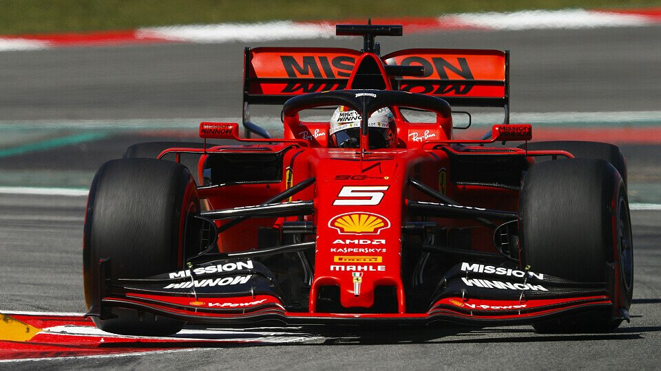 Sebastian Vettel bestreitet vor dem Japan GP noch einen Pirelli-Test, Foto: LAT Images