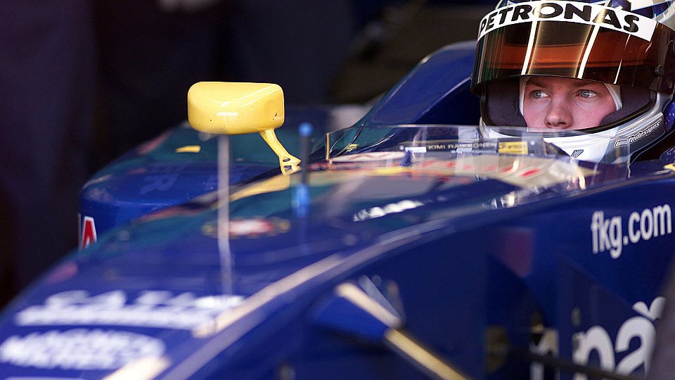 Kimi Räikkönen wurde mit nur 23 Formel-Rennen Erfahrung in die Formel 1 befördert, Foto: LAT Images