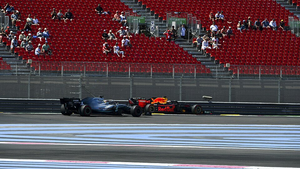 Dr. Helmut Marko hält nichts von einer Untersuchung der Szene zwischen Lewis Hamilton und Max Verstappen, Foto: LAT Images