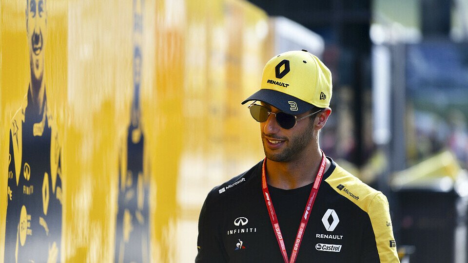 Daniel Ricciardo startete 2019 erstmals für Renault, Foto: LAT Images