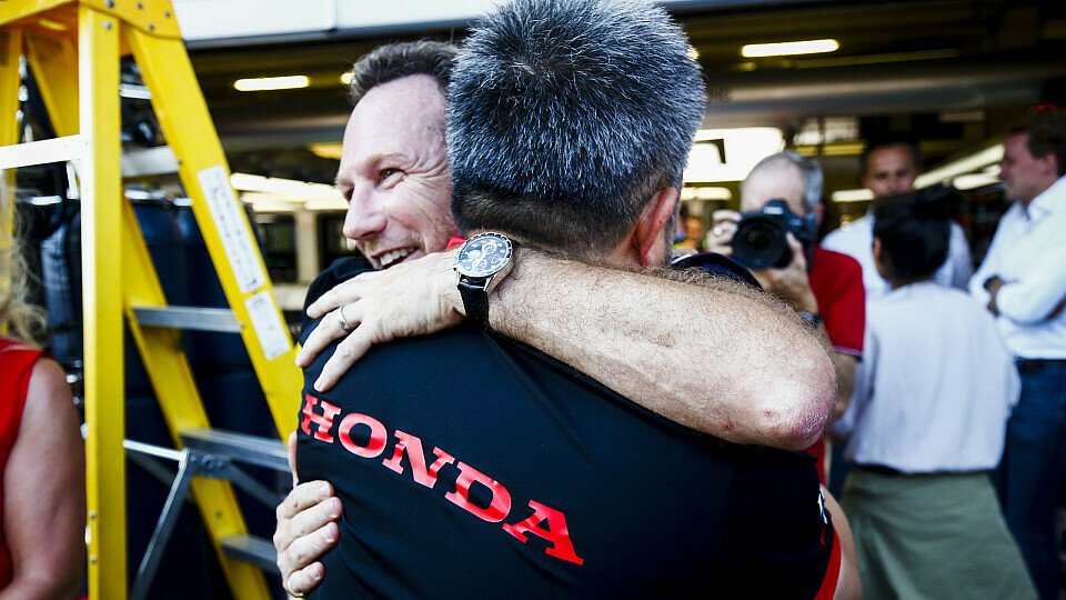 Christian Horner ist zufrieden mit der Entwicklung von Motorenpartner Honda, Foto: LAT Images