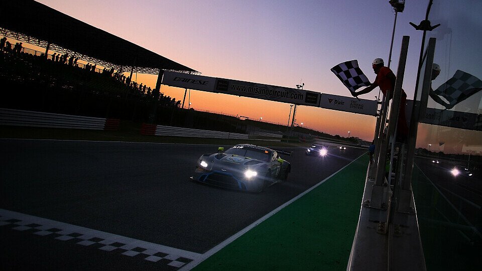 Ob bei Tag oder bei Nacht: R-Motorsport glänzt in der Blancpain GT Series, Foto: R-Motorsport