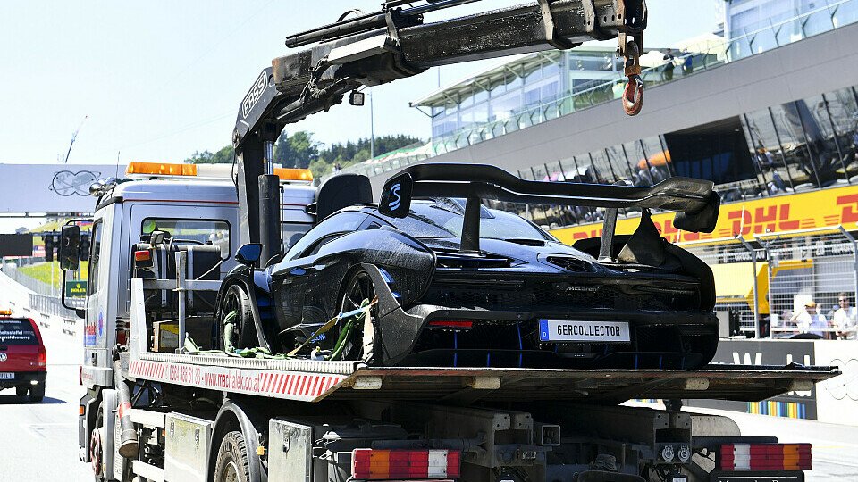 Der McLaren Senna nahm nur leichten Schaden, Foto: LAT Images