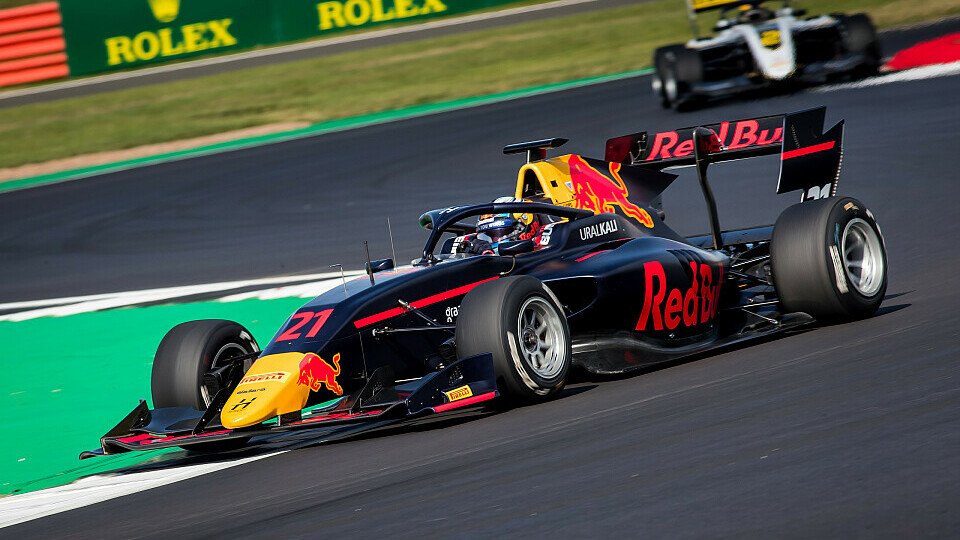 Hitech Grand Prix hat sich in der Formel 3 einen Namen gemacht, Foto: LAT Images