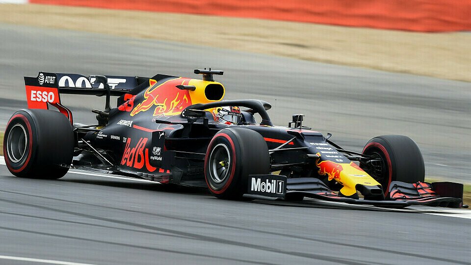 Max Verstappen war im Qualifying von Silverstone zumindest dran an der Spitze, Foto: LAT Images