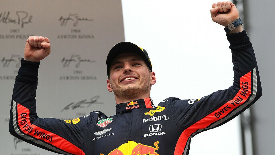 Die Formel 1 versteigert unter anderem einen Rennanzug von Max Verstappen, Foto: Red Bull