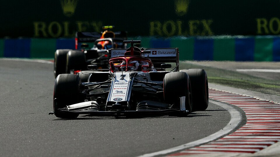 Einzig den Red Bull von Gasly hätte Räikkönen noch gerne hinter sich gehalten, Foto: LAT Images