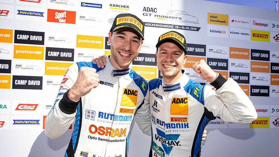 Kelvin van der Linde und Patric Niederhauser waren das Fahrerduo des Jahres, Foto: ADAC GT Masters