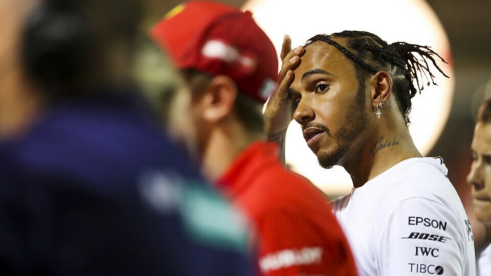 Lewis Hamilton könnte für 2021 neue Wege gehen, Foto: LAT Images