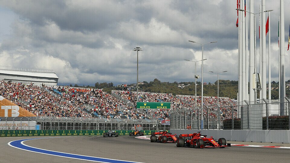Die Formel 1 in Sotschi, Foto: LAT Images