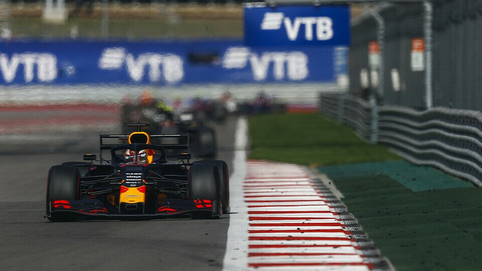 Red Bull war in Russland hinter Ferrari und Mercedes klar die dritte Kraft, Foto: LAT Images