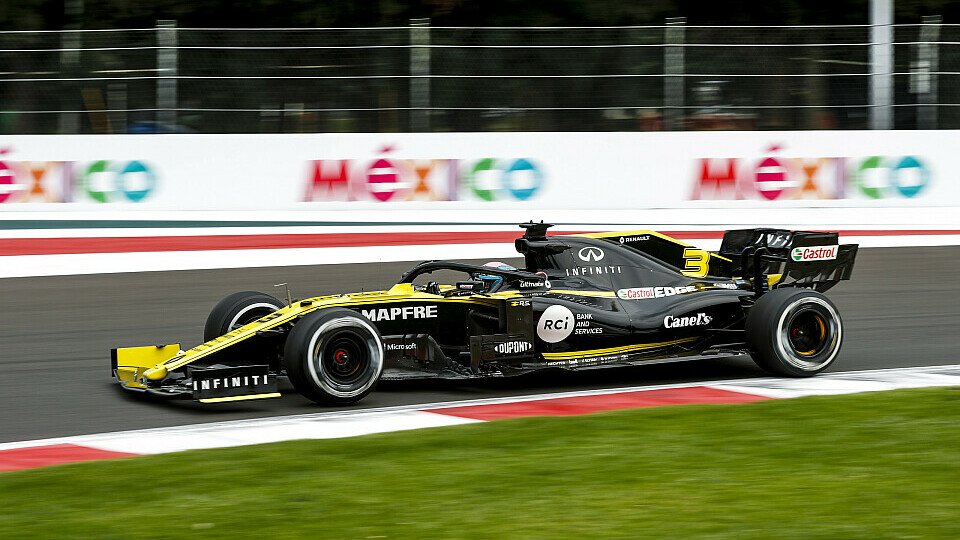 Daniel Ricciardo glaubt, dass sich Renault 2020 verbessert, Foto: LAT Images