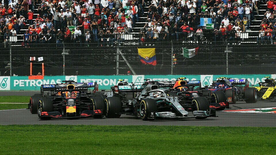 Formel-1-Weltmeister Lewis Hamilton trug bei der Kollision mit Max Verstappen mehr Schaden davon als zunächst angenommen, Foto: LAT Images