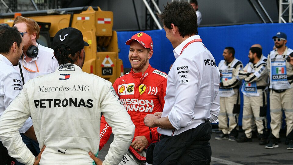 Vettel 2021 bei Mercedes: Unrealistisch aber nicht unmöglich, Foto: LAT Images