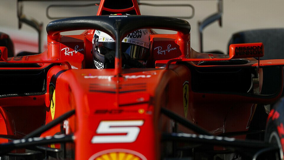 Bremst die FIA-Direktive Ferrari auf den Geraden aus?, Foto: LAT Images