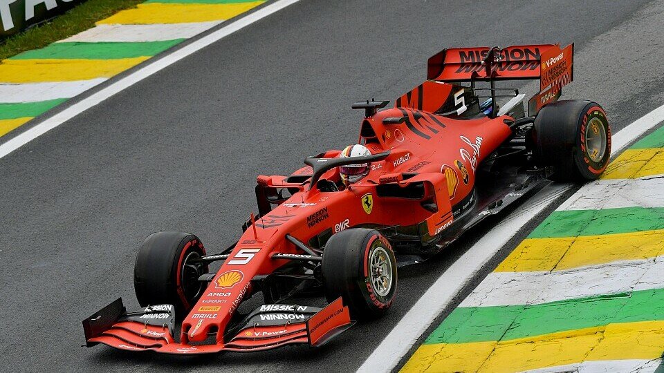 Sebastian Vettel holte sich in Brasilien die Trainingsbestzeit, Foto: LAT Images