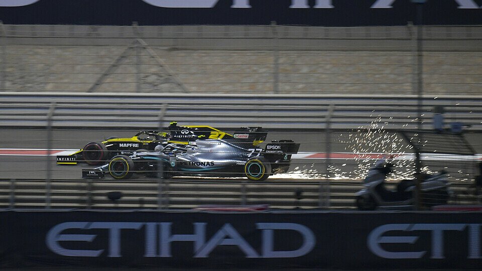 Valtteri Bottas musste sich in Abu Dhabi durch das Formel-1-Feld kämpfen, Foto: LAT Images