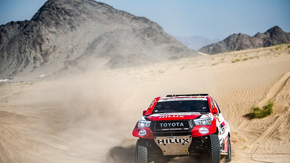 Toyota geht als einer der Favoriten in die diesjährige Dakar, Foto: Toyota