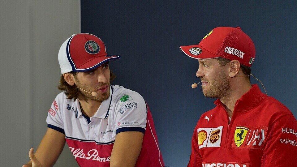 Antonio Giovinazzi hätte Sebastian Vettel in der Formel 1 2021 gerne bei Ferrari beerbt, Foto: LAT Images