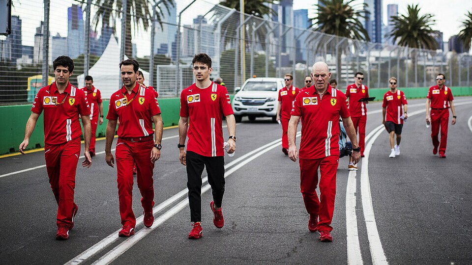 Die Formel 1 macht sich auf in das Australien-Wochenende in Melbourne, Foto: LAT Images