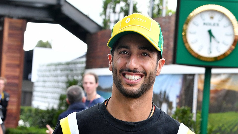 Daniel Ricciardo wird nur noch in diesem Jahr die Renault-Farben tragen, Foto: LAT Images