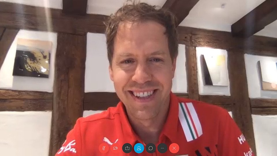 Sebastian Vettel meldete sich per Videochat aus der Corona-Isolation, Foto: Motorsport-Magazin.com