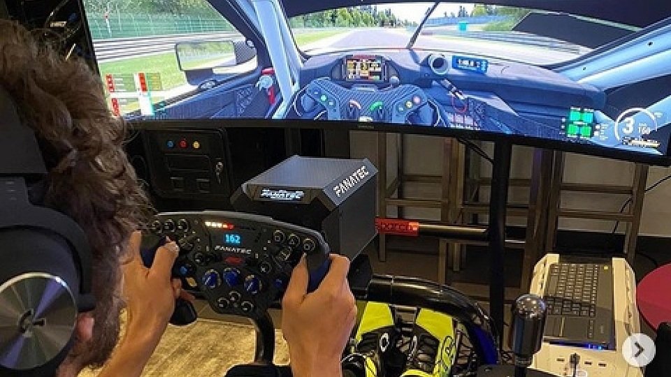 Valentino Rossi ist ein Neuling im Sim-Racing, Foto: Instagram/Valentino Rossi