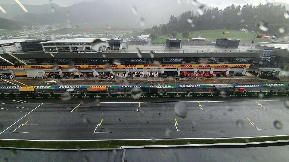 Die Formel 1 wird an diesem Wochenende in Österreich kaum um den großen Regen herumkommen, Foto: Motorsport-Magazin.com