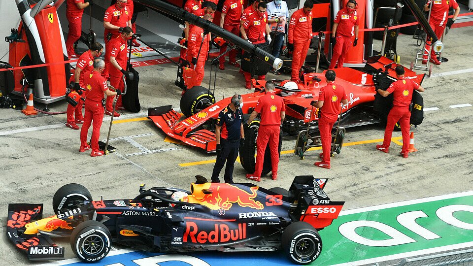 Red Bull ist in der Motoren-Notlage bereit Ferrari mit einer Balance of Performance zur Kooperation zu überzeugen, Foto: LAT Images