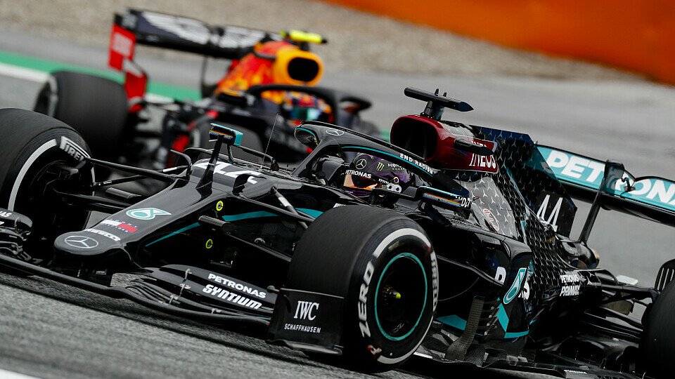 Formel-1-Weltmeister Mercedes stapelt in Österreich trotz dominanter Bestzeiten in den Trainings tief, Foto: LAT Images