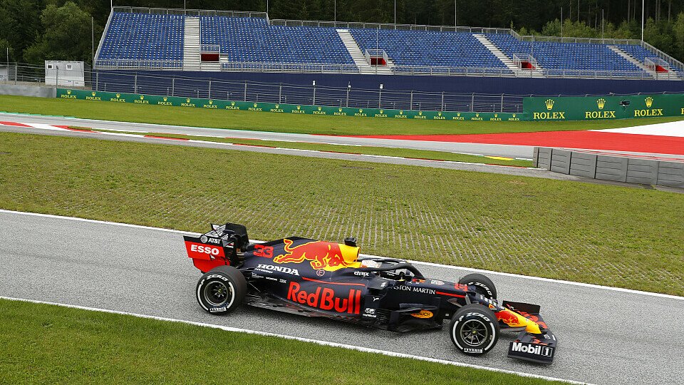 Red Bull auf gelben Reifen: Eine Gefahr für Mercedes?, Foto: LAT Images