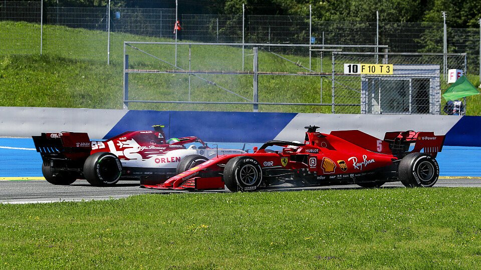 Sebastian Vettel sieht sich nach Spielberg heftiger Kritik ausgesetzt, Foto: LAT Images