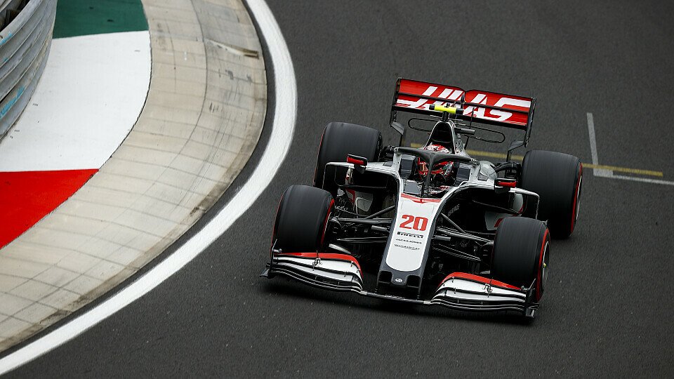 Haas fährt noch immer mit demselben Auto wie beim Test, Foto: LAT Images