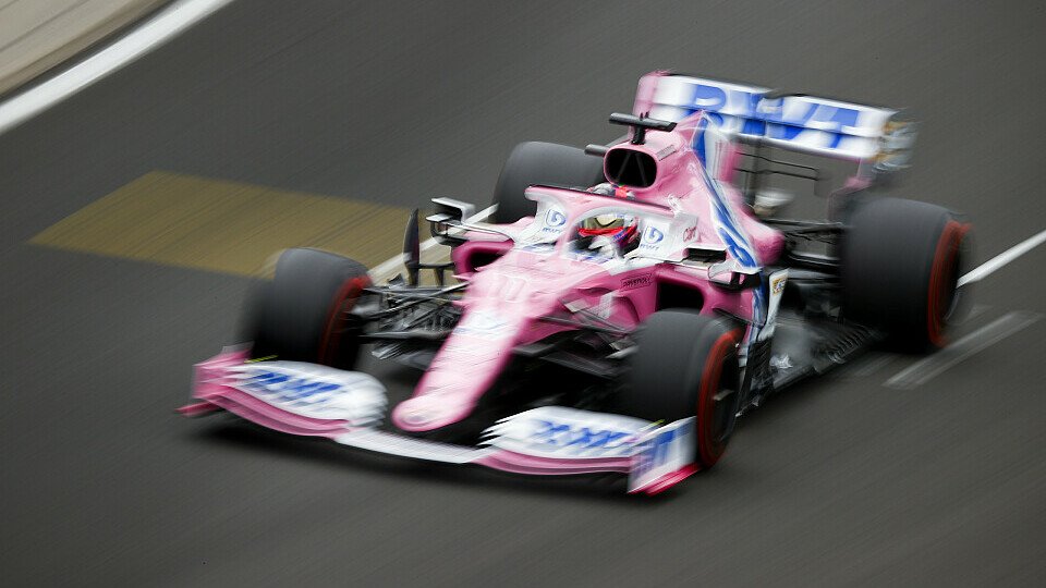 Sergio Perez fühlte sich am Samstag beim Formel-1-Qualifying in Ungarn nicht wohl, Foto: LAT Images