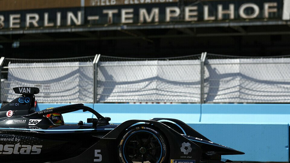 Stoffel Vandoorne ist neuer Vize-Meister in der Formel E, Foto: LAT Images