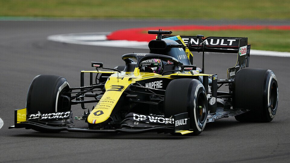 Daniel Ricciardo führte in Silverstone im 2. Training das Mittelfeld an, Foto: LAT Images