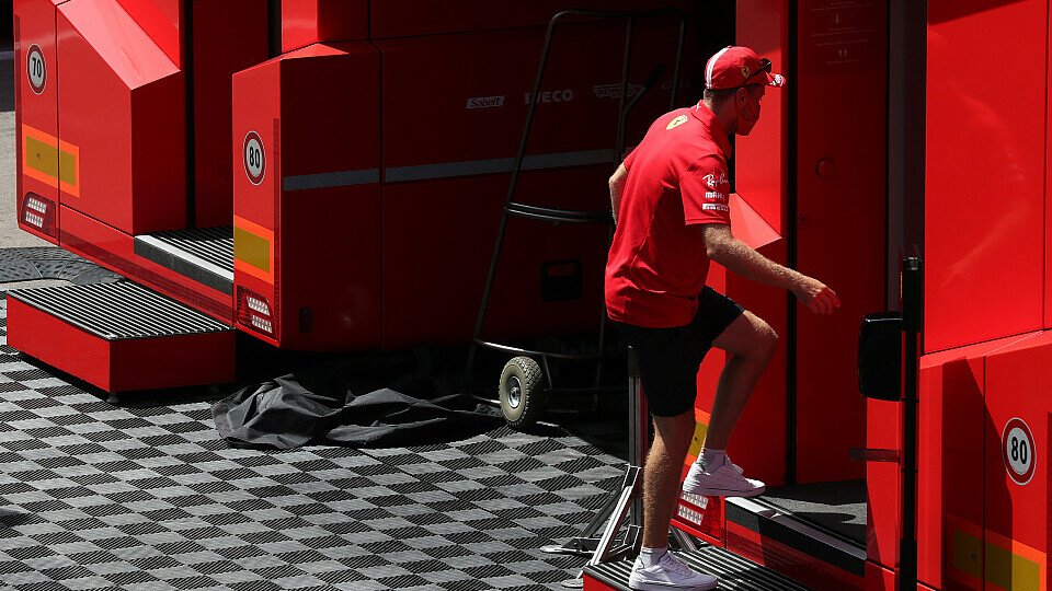 Sebastian Vettel kämpft 2020 mit Auto, Team und sich selbst, Foto: LAT Images