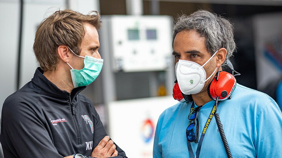 Legenden: Juan Pablo Montoya (r.) traf am Nürburgring ADAC GT Masters-Teamchef Timo Bernhard, Foto: ADAC GT Masters