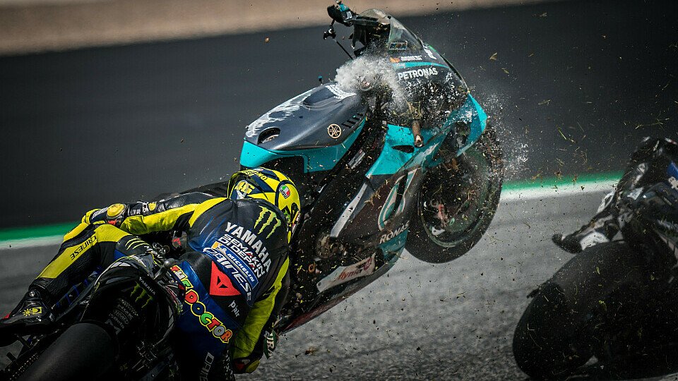 Morbidellis Yamaha verfehlte Rossi und Vinales nur um Zentimeter, Foto: LAT Images
