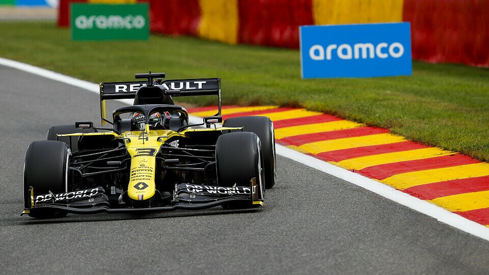 Daniel Ricciardo fuhr in Spa im Training wieder an der Spitze mit, Foto: LAT Images
