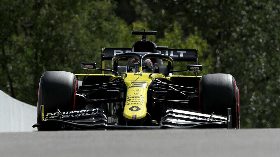 Daniel Ricciardo und Renault lauern in Belgien hinter der Spitze, Foto: LAT Images