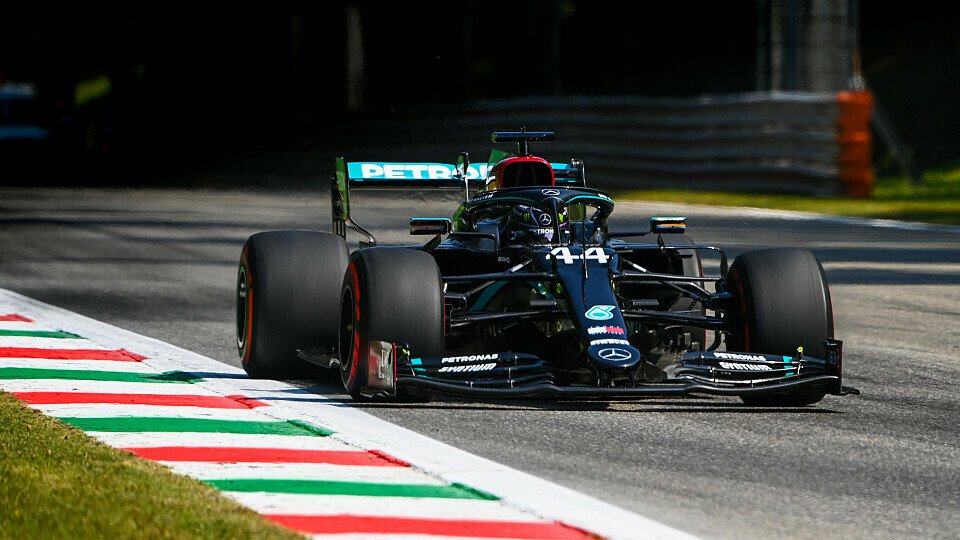 Lewis Hamilton fuhr in den Trainings der Formel 1 in Monza die schnellste Rundenzeit, Foto: LAT Images